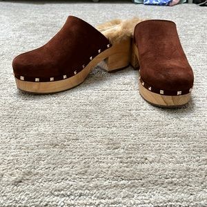 Steve Madden Suede Shoe Clogs sz 8 Like New